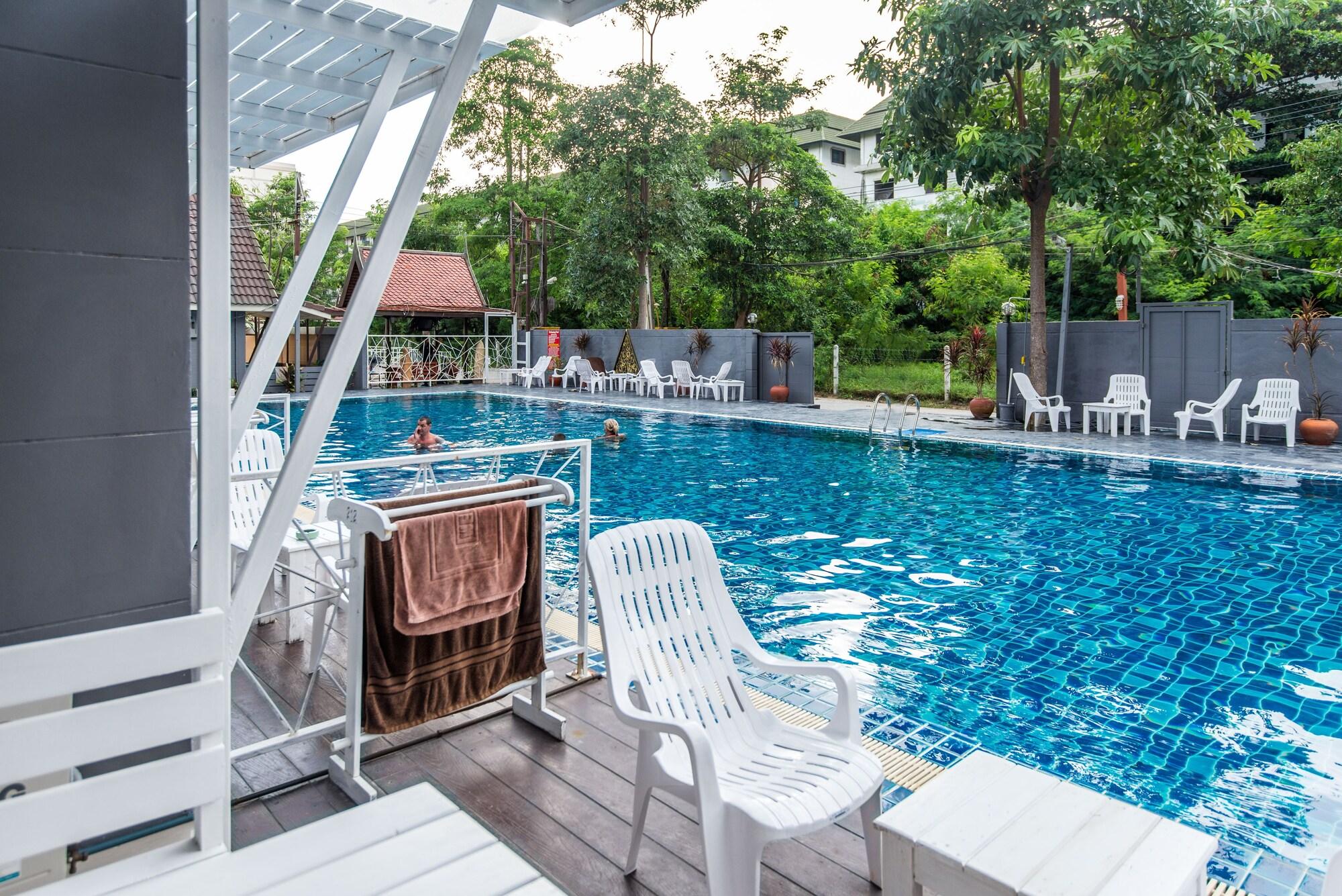Pk Resort Pattaya Jomtien Beach Buitenkant foto