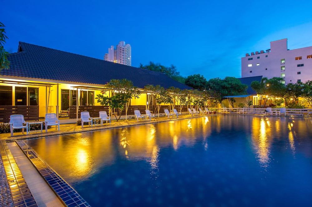 Pk Resort Pattaya Jomtien Beach Buitenkant foto