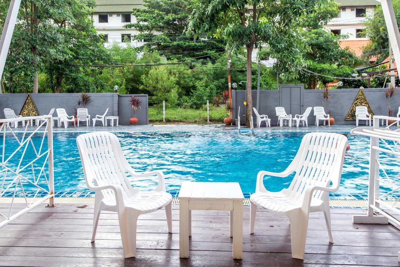 Pk Resort Pattaya Jomtien Beach Buitenkant foto